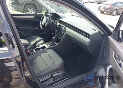 2020 Volkswagen Passat 2.0T Se из США, поврежденный, VIN 1VWSA7A33LC020072